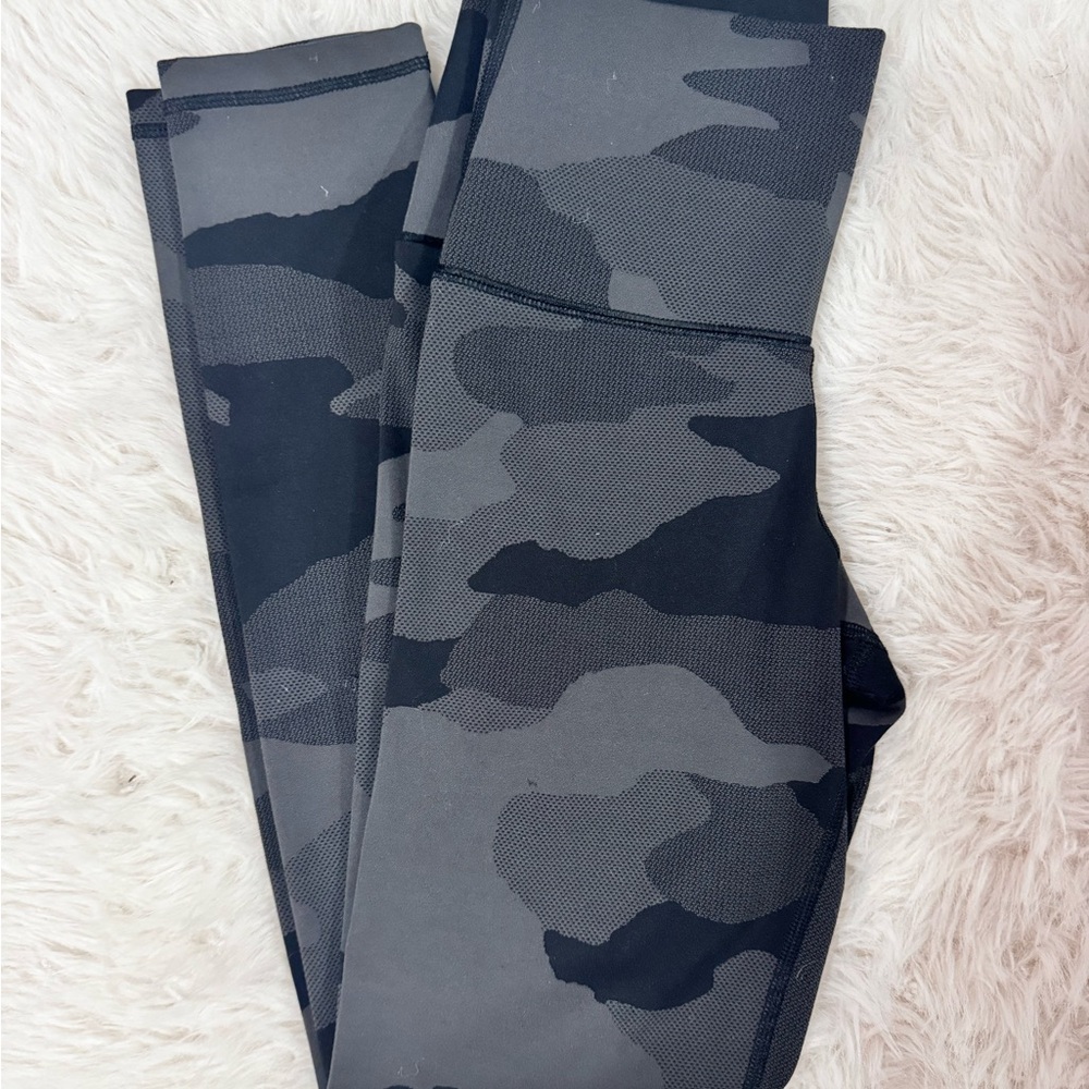 Aerie Camo Leggings (M)